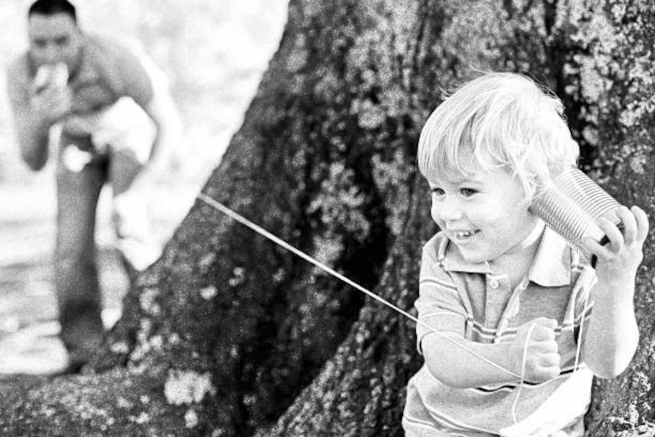 Kinderspiel Flüsterpost